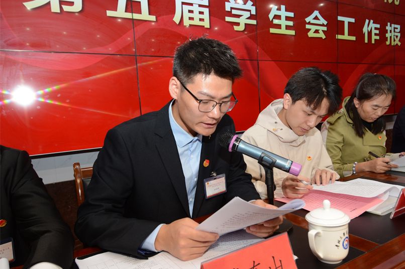 团结引领广大青年学子在星空体育app